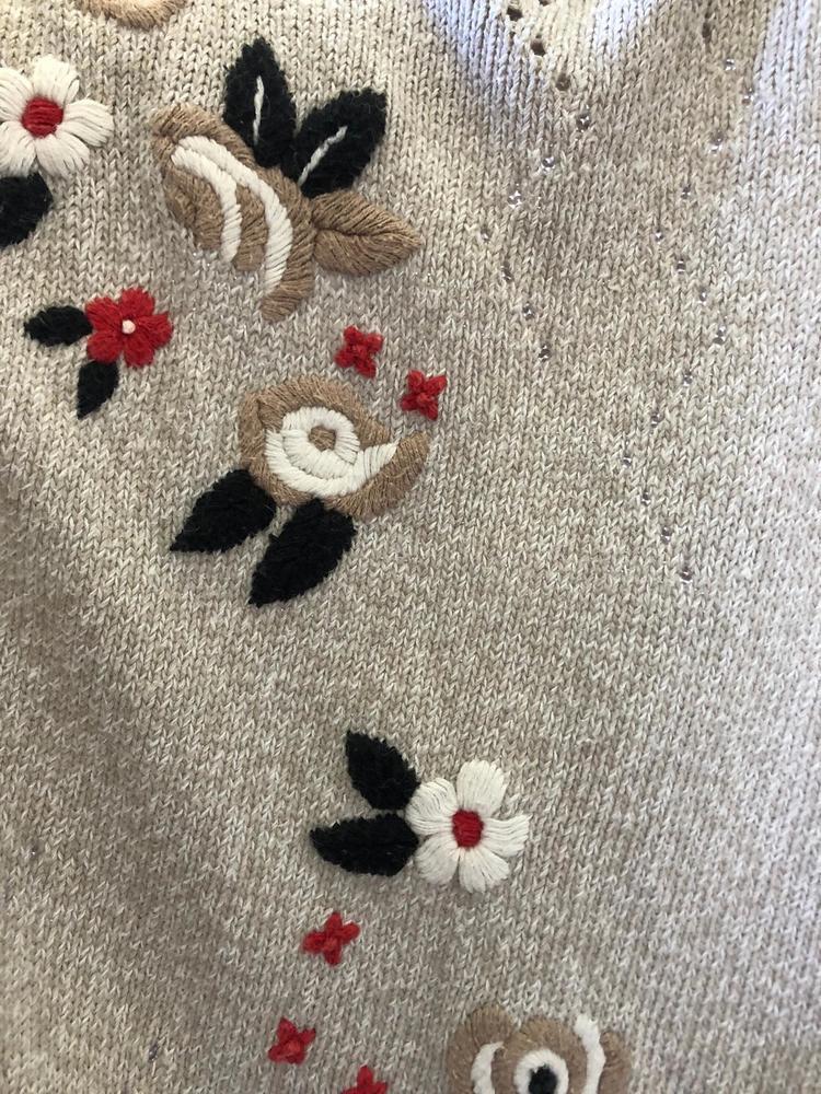 Vintage Floral Short Sleeve Sweater - Alfred Dunner - 1980s Fall/Spring Fashion - Picture 2 of 8